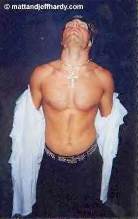 Jeff_ShirtLess.jpg (10672 bytes)